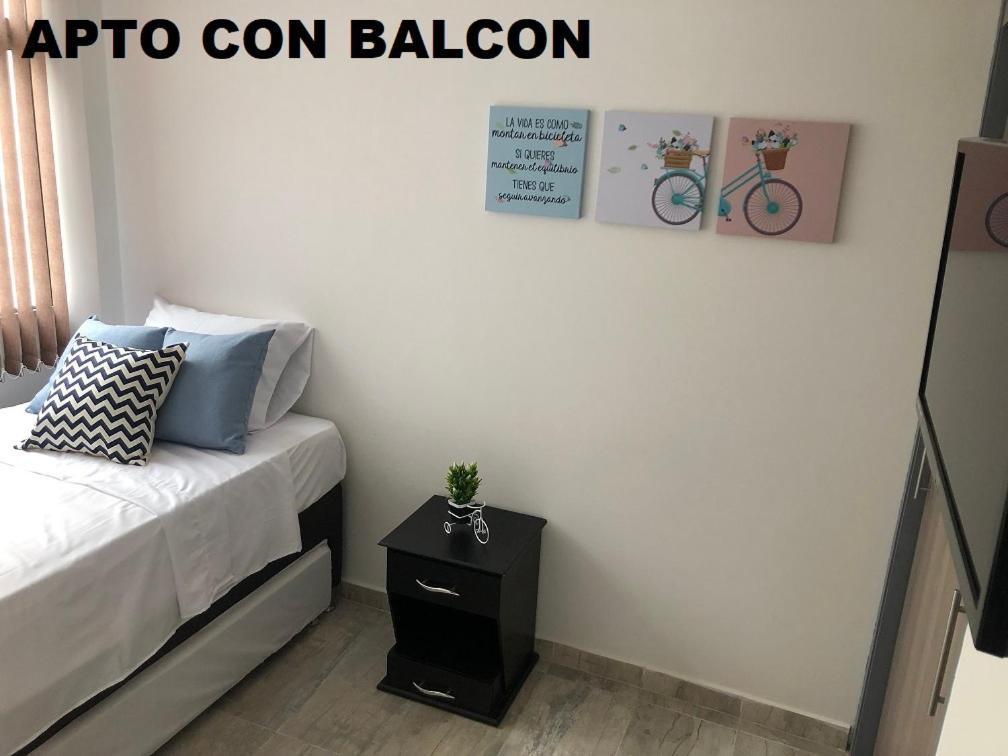 Apartamentos View, Calle Del Malecon Frente Al Lago Guatapé Exterior foto